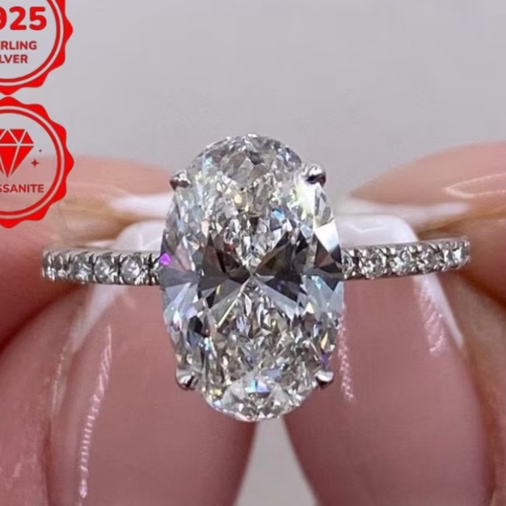 Sterling Silver Moissanite Oval Solitaire Ring - 5 CTs